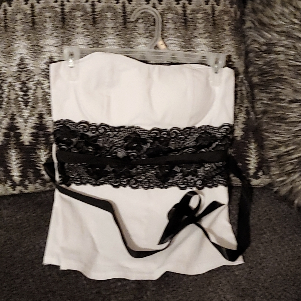 White and black tube top
